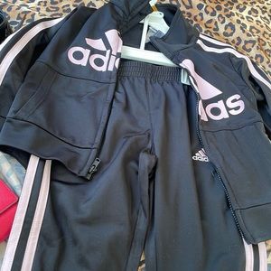 Kid adidas sweat suit